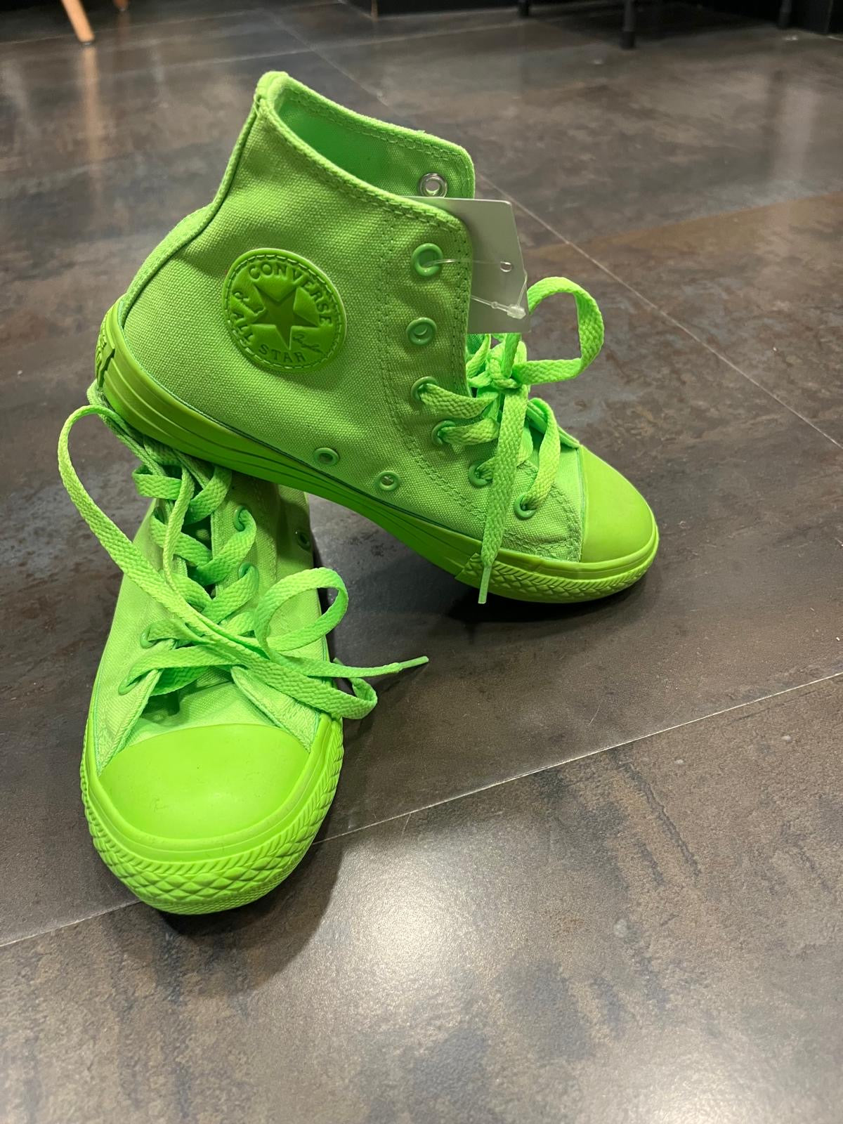 Converse verde bimbo