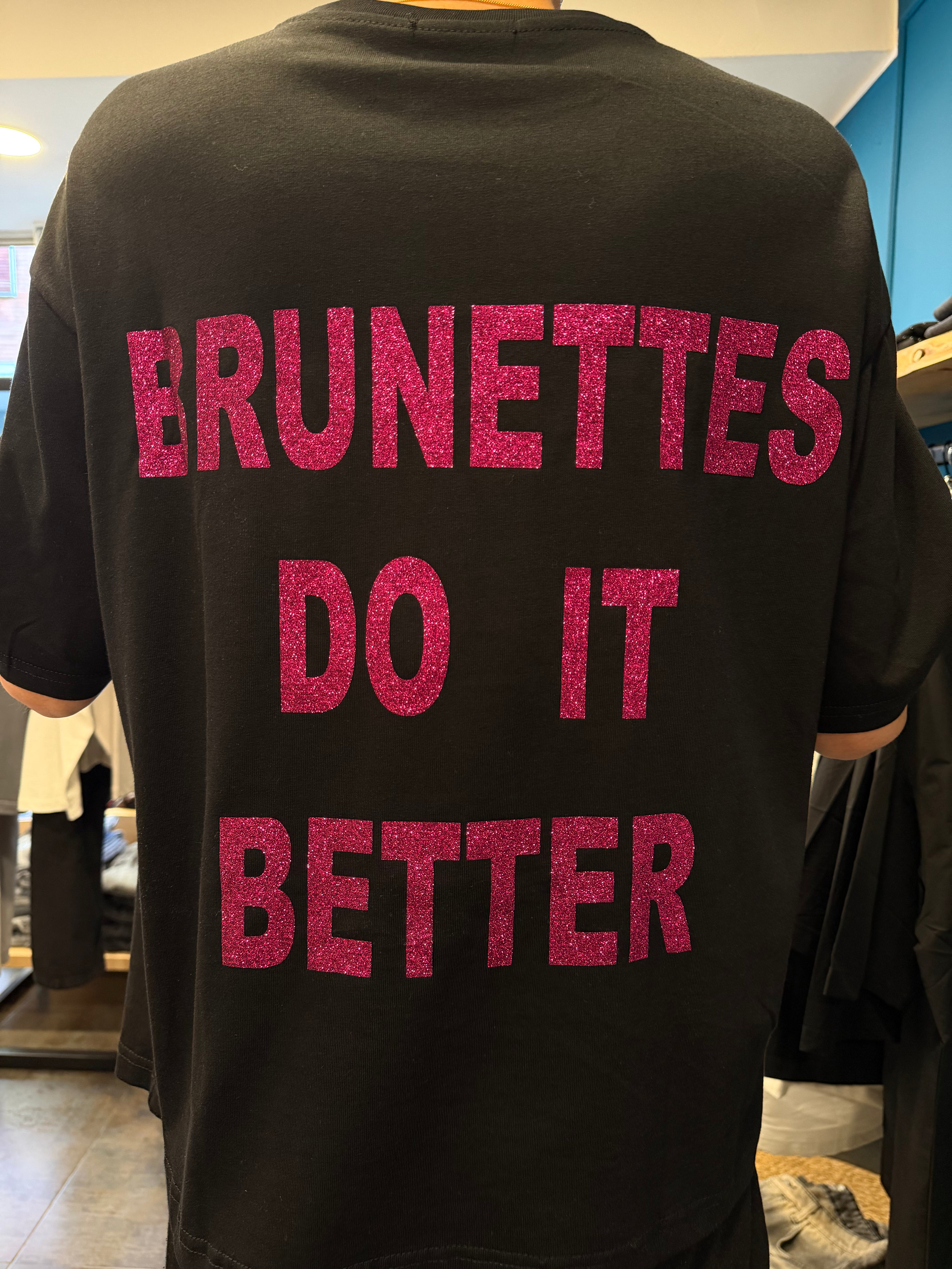 T-shirt Brunettes
