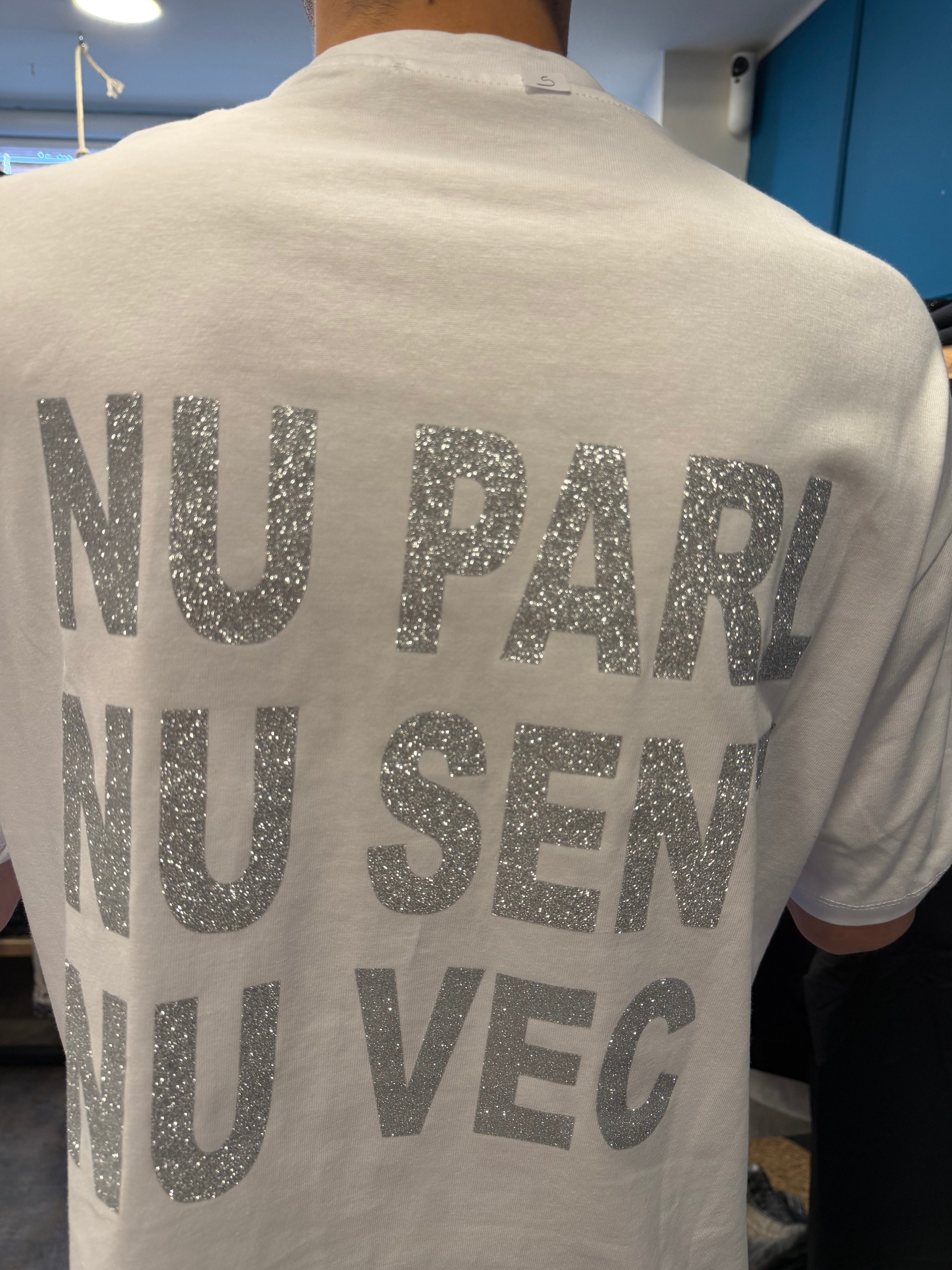 T-shirt nu parl